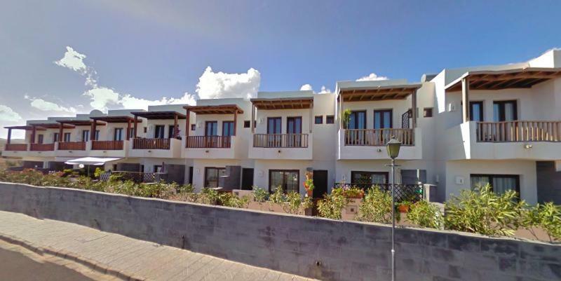 Comfy Duplex In Puerto Calero Apartment Екстериор снимка