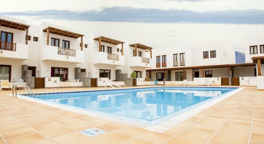 Comfy Duplex In Puerto Calero Apartment Екстериор снимка